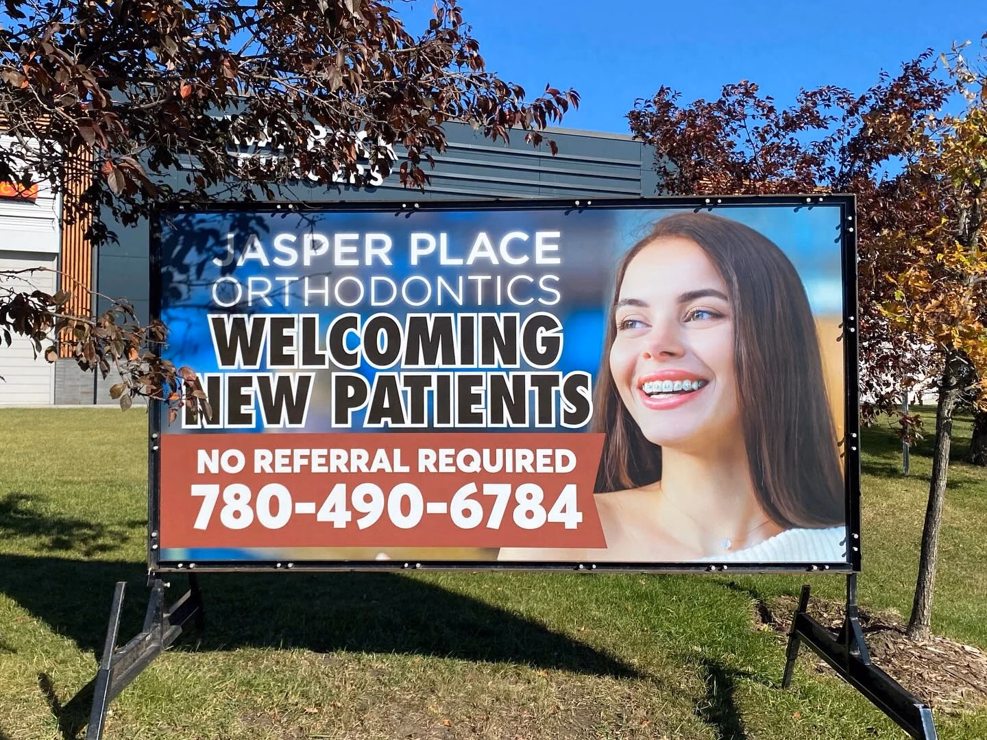 Portable sign rentals in Edmonton for temporary business promotions